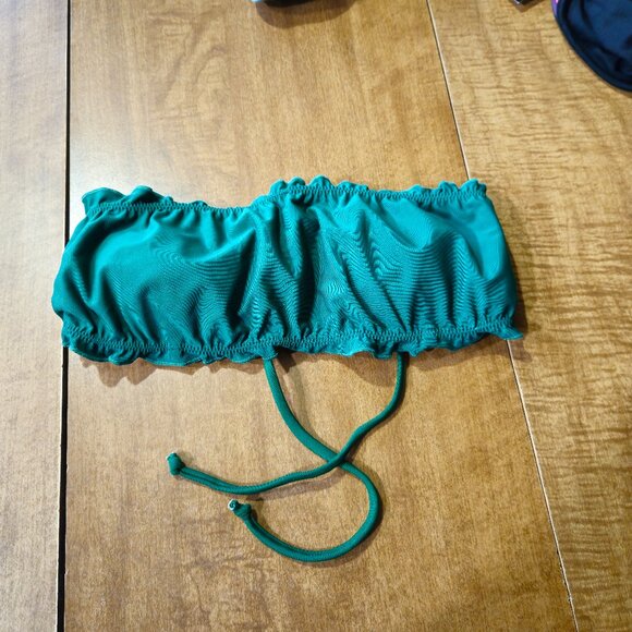 Zaful Green Bikini Top Size 8 Forever Young - Picture 1 of 6